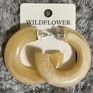 creamy marble chunky hoops